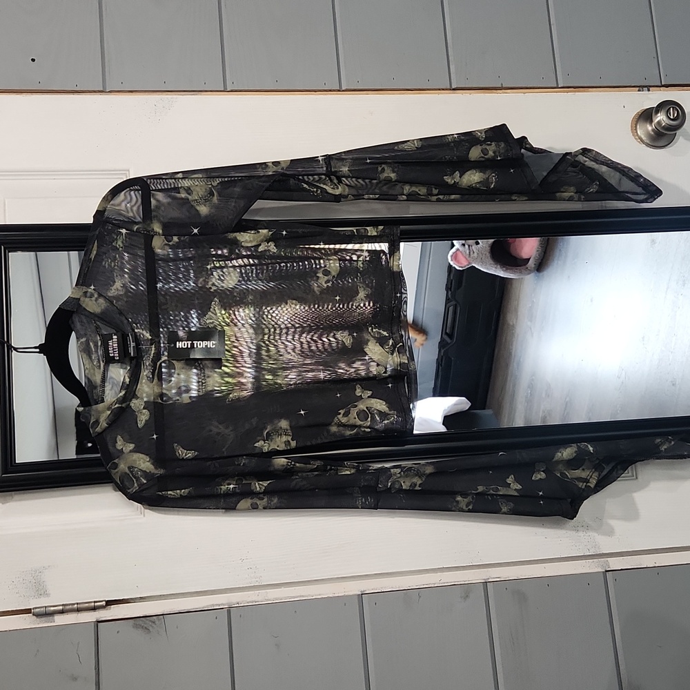 Mesh bell sleeve crop top size medium